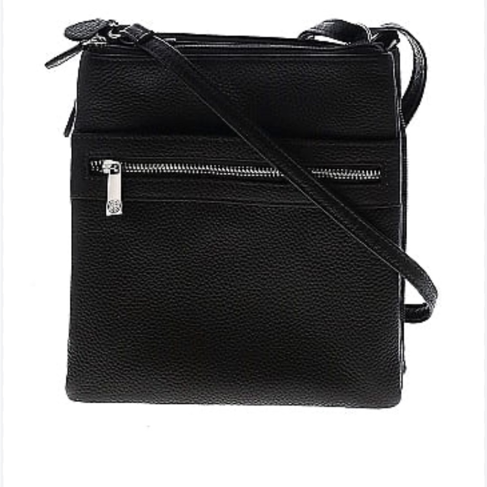 Giani Bernini 100% Leather
Solid Black Leather Crossbody NWT
